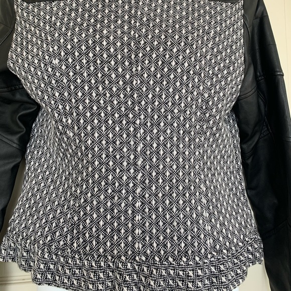 Guess jacket - Picture 7 of 7